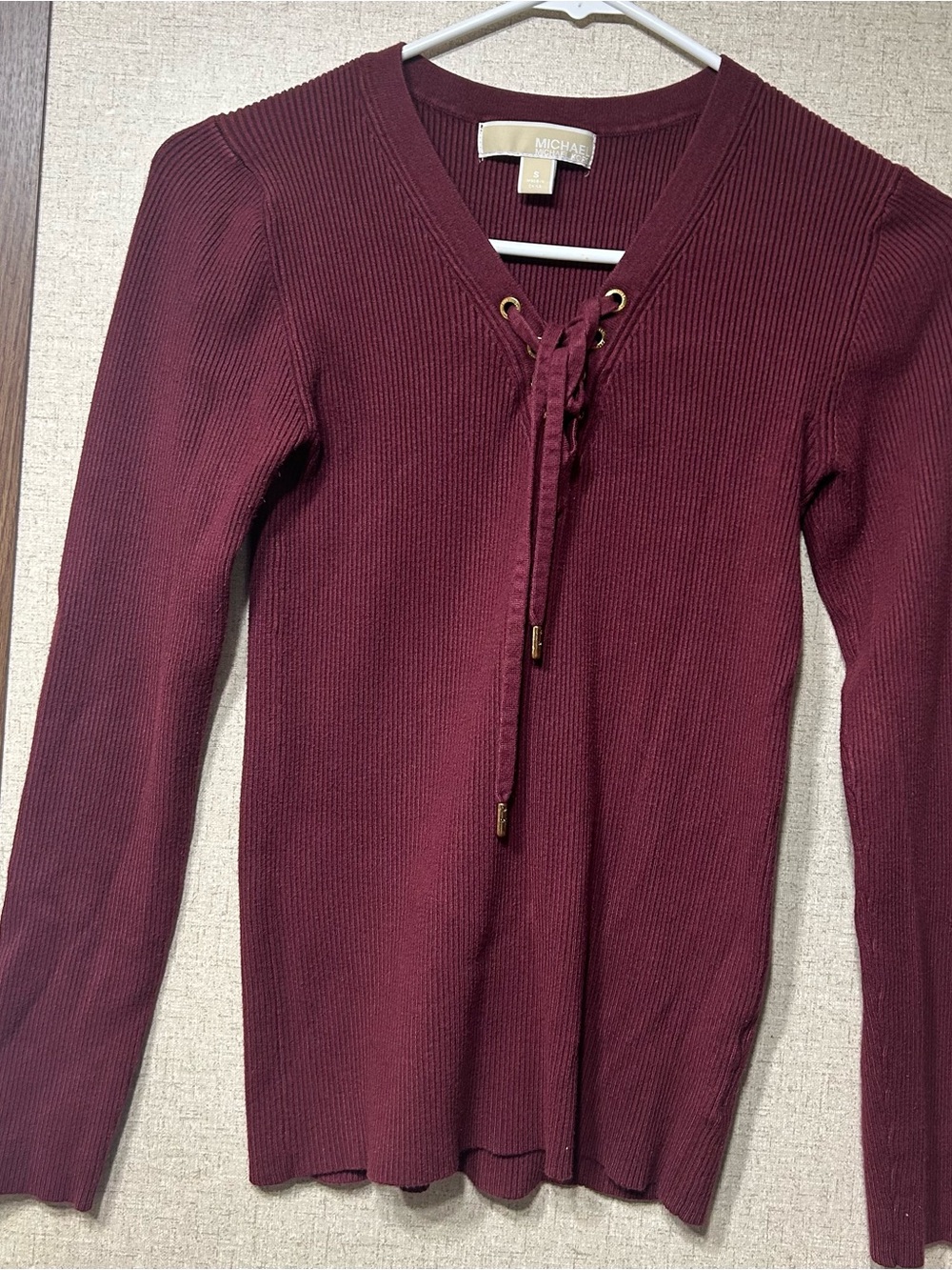 MICHAEL Michael Kors Ribbed Lace-Up V-Neck Sweater - Burgundy